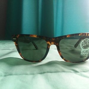 Vintage B&L Wayfairer ll marble tortise Sunglasses
